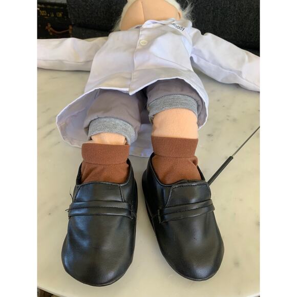 Sunny & Co. Dr. Moody Ventriloquist Puppet - Picture 4 of 12